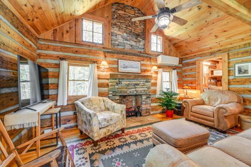 Dobson Casa | Dobson Vacation Rental - Close to Wineries!