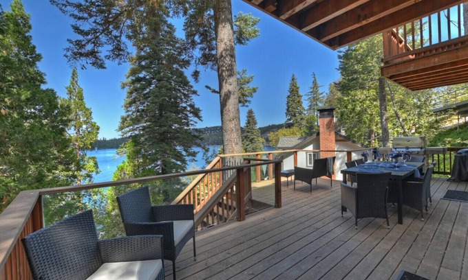 Cedar Glen Cabina | Dovecote at Lake Arrowhead