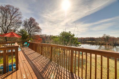 Long Pond Casa | Dock and Fire Pit Lakefront Poconos Retreat!