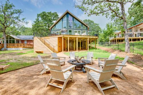 Cedar Creek Reservoir Casa | Dock and Fire Pit Lakefront Home in Malakoff!