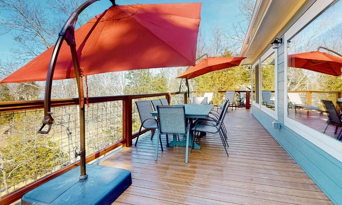 Dandridge Casa | Dock Holiday