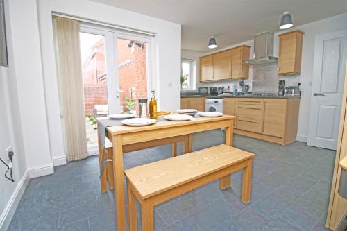 Newport Apartamento | Dock House - 5 Bedroom House - Sleeps 7