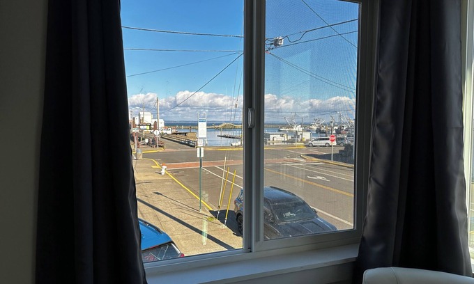 Westport Hotel | Dock Street Inn