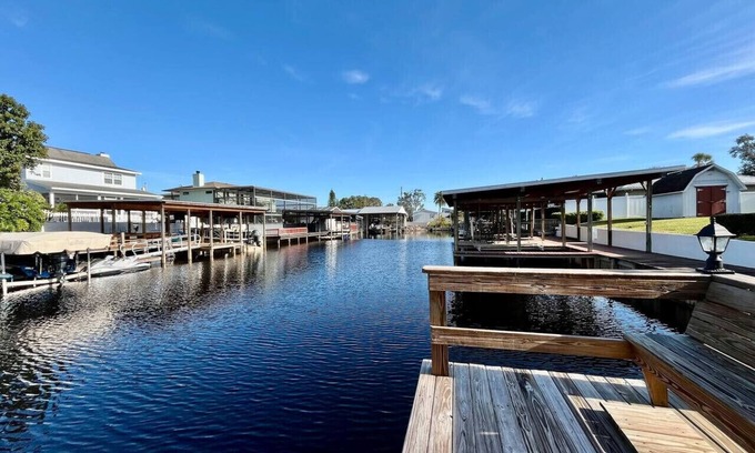 Fedhaven Casa | Dockside Dreams for 4