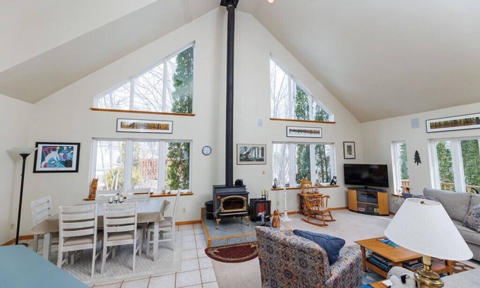 Ellison Bay Casa | Dog and cat friendly home in Ellison Bay- private property