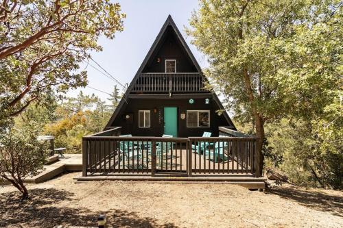 Pine Cove Casa | Dog Friendly A-frame Hot Tub Nature Views