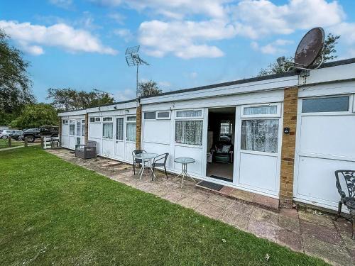 Great Yarmouth Chalet De Esquí | Dog Friendly Chalet With Free Unlimited Wi-Fi In Norfolk, Ref 00085Ba