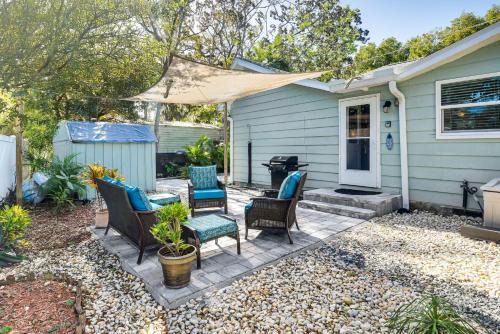 Walkers Holly Hill Casa | Dog-Friendly Daytona Beach Cottage with Patio!