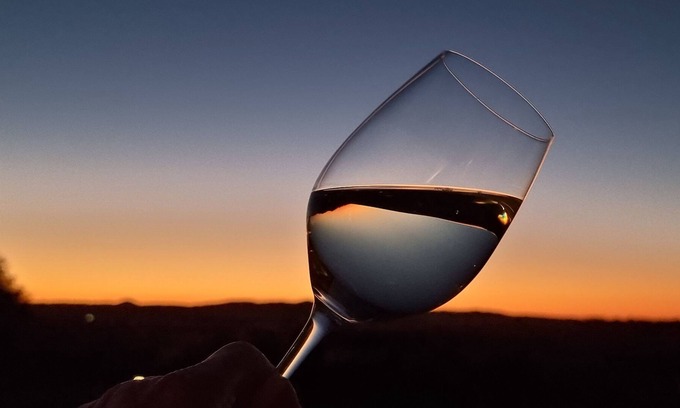 Botobolar Cabaña | Dog Friendly Farm Stay - Excellent views and close to many wineries