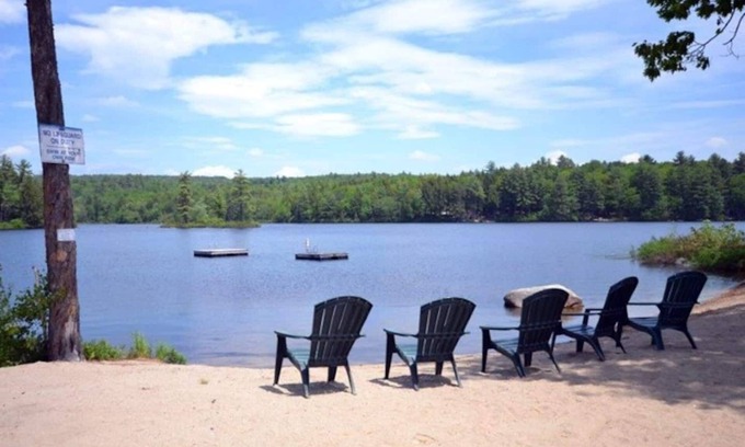 West Bridgton Casa | Dog friendly getaway w/ hot tub, sauna and skiing!