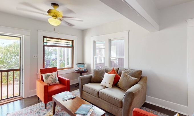 University Heights Casa | Dog-friendly home in University Heights with private backyard & W/D