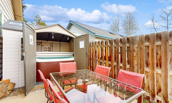 Mountain View District Casa | Dog-friendly home with hot tub, fenced patio, fireplace, & BBQ
