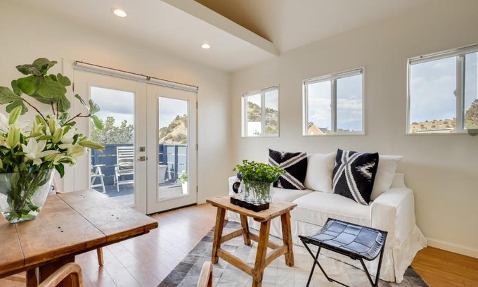 Cerrillos Casa | Dog-Friendly Home with Fenced Yard in Los Cerrillos