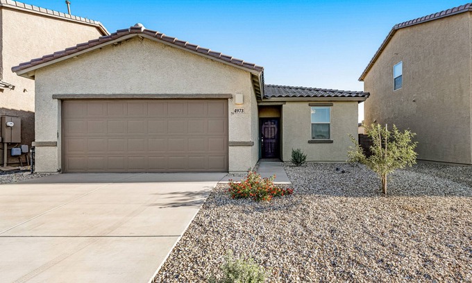 Tucson Casa | Dog-friendly home with washer/dryer & central AC - drive mins to parks, museums