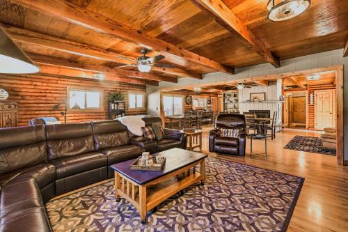 Kings Beach Casa | Dog-Friendly Kings Beach Log Cabin with Hot Tub!