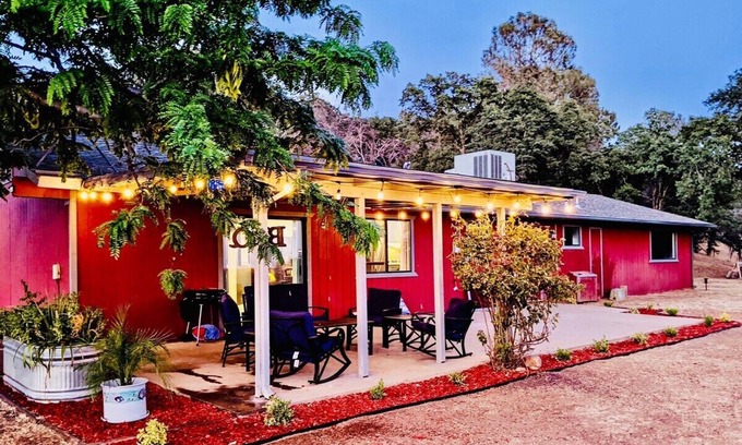 Coarsegold Casa | Dog Friendly/Sleeps 12/Yosemite Elements