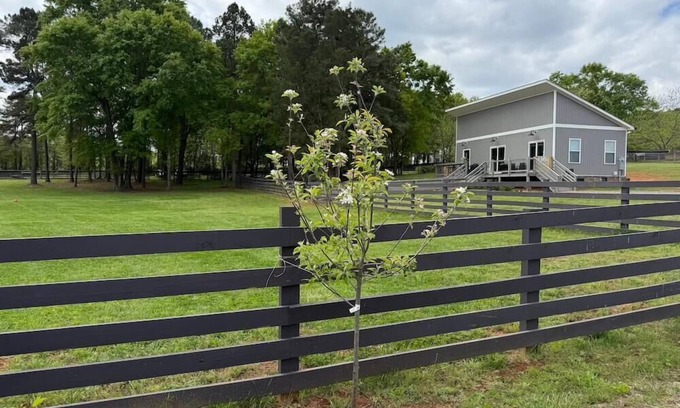 Boiling Springs Casa | Dog Park Vacation Home