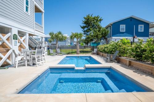 North Carolina Coast Casa | Dogs Allowed at Luxury Duplex - Second Row