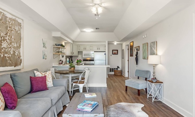 Fairhope Apartamento | Mobile Bay Sunsets-The Dogwood en Jubilee Suites