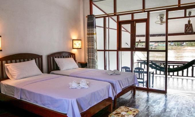 Don Khon Casa | Dokchampa Guesthouse