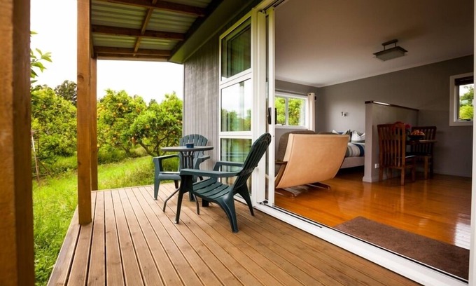 Kerikeri Cabaña | DoLittle Cottage en huerto de cítricos orgánicos, animales de granja, piscina, felicidad total