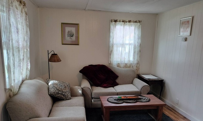 East Windsor Casa | Doll house