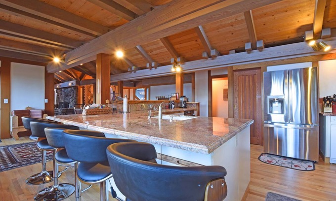 Lake Forest Casa | Dollar Point Delight