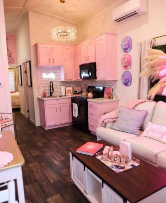 Dover Casa | Dolly's Place 6260
