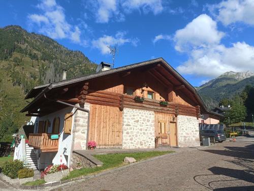 Predazzo Apartamento | Dolomiti Appartamento Ivano