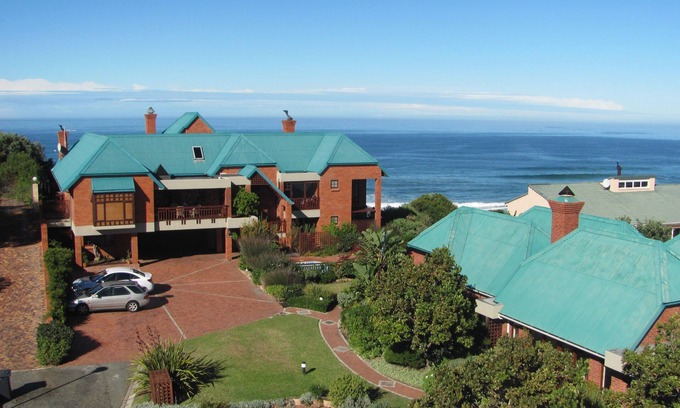 Wilderness Beach Casa | Dolphin Dunes Guest House
