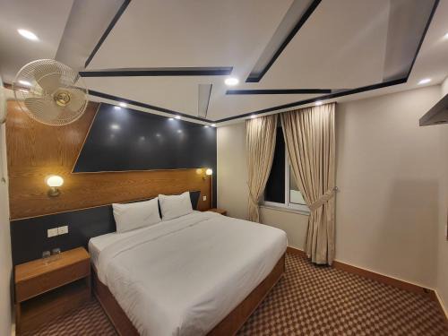 Murree Hotel | Dolphin Lodge