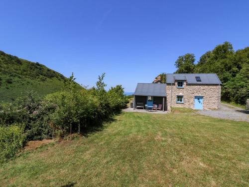 Llandyssiliogogo Casa | Dolwylan Barn