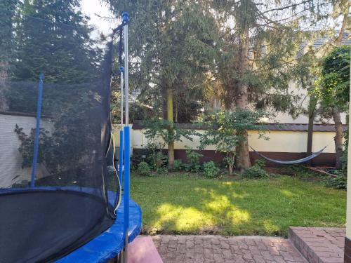 Fabryczna Casa | Dom blisko lotniska i Areny Tarczyńskiego