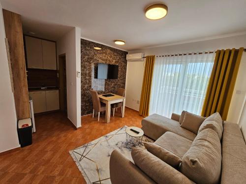 Podmaine Apartamento | Dom M Apartments