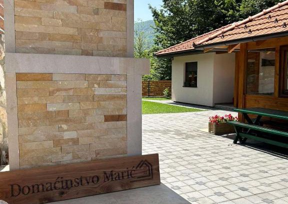 Central Serbia Apartamento | Domaćinstvo Marić