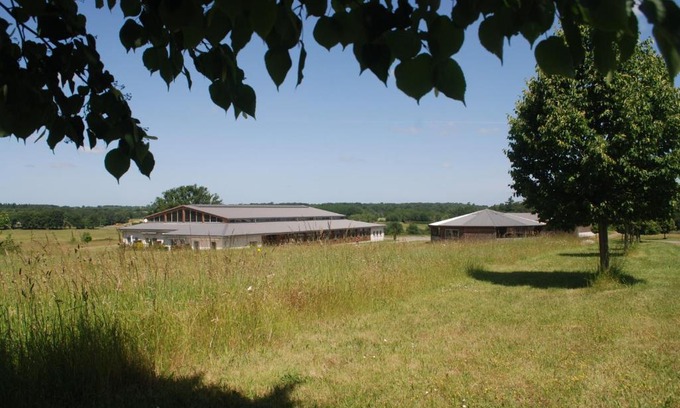 Saint-Hilaire-Saint-Florent Apartamento | Domaine équestre de la Chênaie