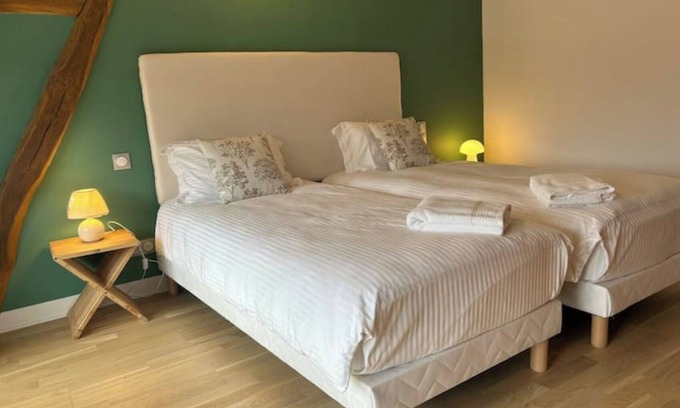 La Chapelle la Reine Casa | Domaine Avec Jardin, Piscine, Jacuzzi