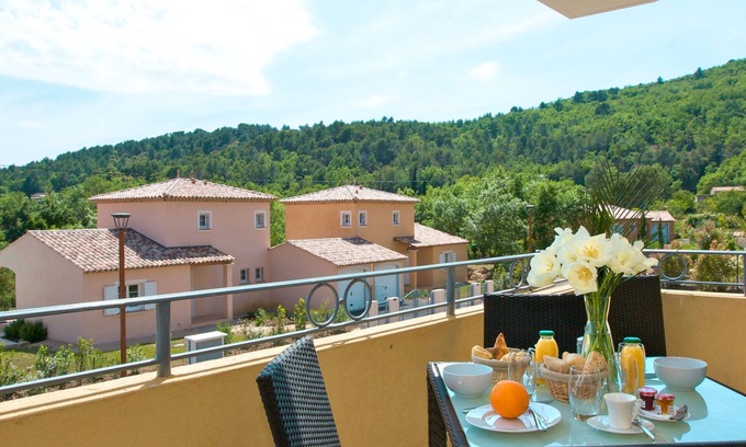 Callian Apartamento | Domaine de Camiole by Interhome