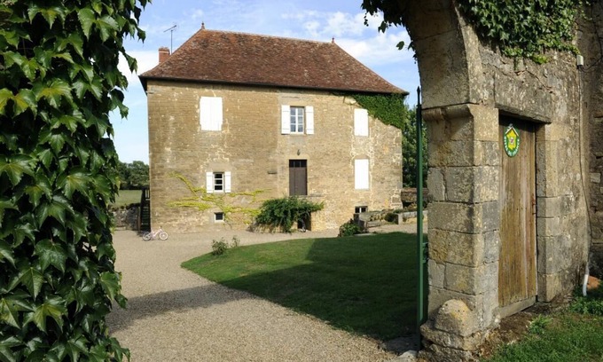 Viry Casa | Domaine de Juchaux - VIRY