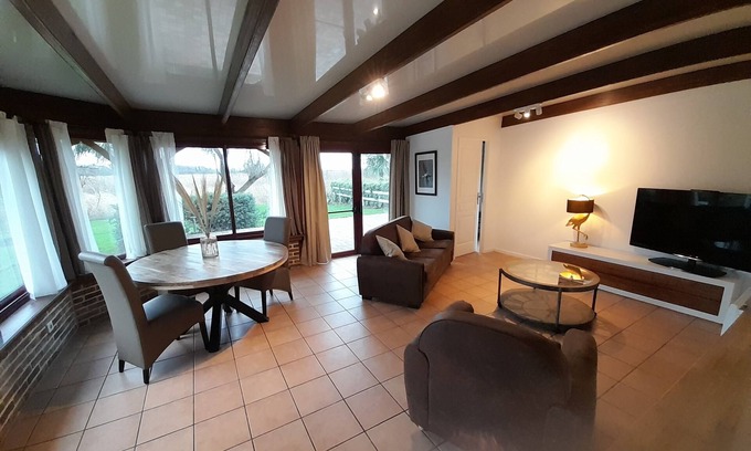 Rue Casa | Domaine de L'ermitage Gîte les Hérons