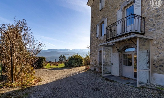 Cruet Casa | DOMAINE DE L'IDYLLE - WINEMAKER'S HOUSE
