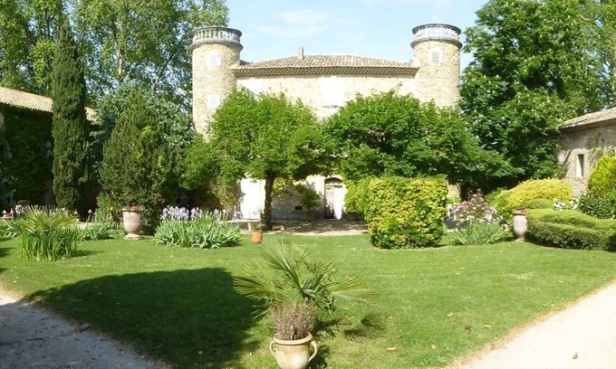 Pont-Saint-Esprit Cama Y Desayuno | Domaine de Lamartine chambres d'hotes