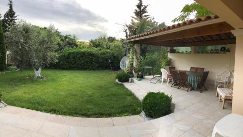 Aix-en-Provence Cama Y Desayuno | Domaine du Castel
