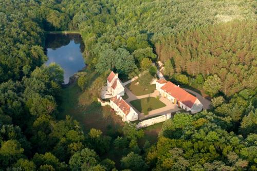 Chalais Casa | Domaine du Ris de Feu Gîtes de charme