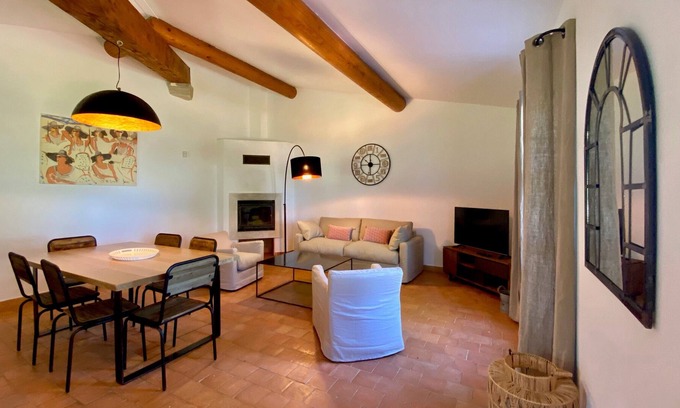 Gargas Cabaña | Saint-Pierre-d'Agne-Gîte-Premium-Baño con ducha-Vista al Jardín