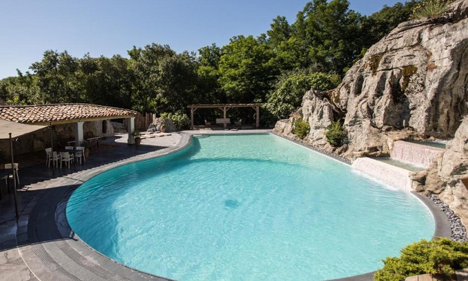 Casteljau Hotel | Domaine le C4