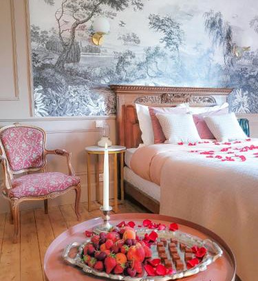 Montrichard Val de Cher Casa | Domaine Le Clos de la Source -Jacuzzi - Petit déjeuner buffet - Atelier d'art