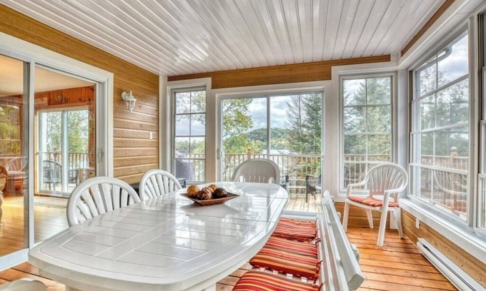 La Minerve Casa | Domaine Waterfront W Spa Near Mont-Tremblant