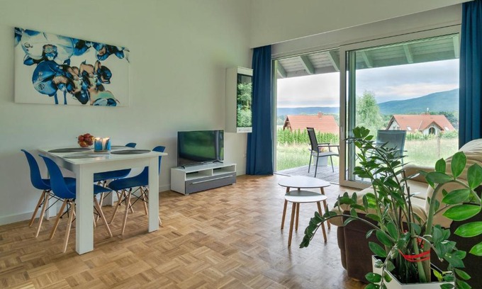 Milkow Casa | Domek Ale Fajnie - taras z widokiem na góry
