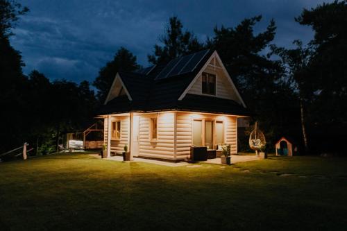 Nowy Targ Villa | Domek Bajkowa Dolina - z balią i sauną - blisko gór - blisko natury